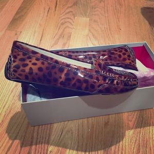 New Taryn rose corrina flat loafer 6M
